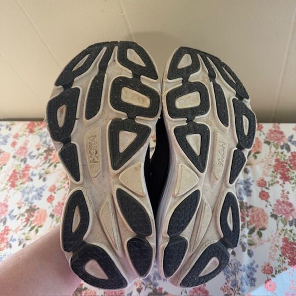 Hoka One One Bondi Men's 9B 1127952 BWHT Running Athletic Sneaker Shoes Black - Picture 8 of 11